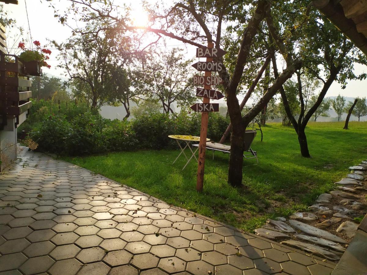 Tourist Farm Strle With Great Local Food Villa Cerknica Ngoại thất bức ảnh