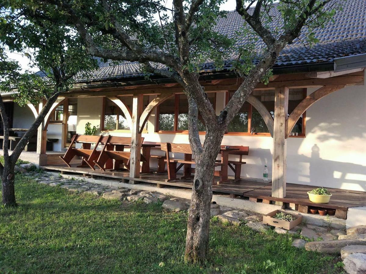 Tourist Farm Strle With Great Local Food Villa Cerknica Ngoại thất bức ảnh